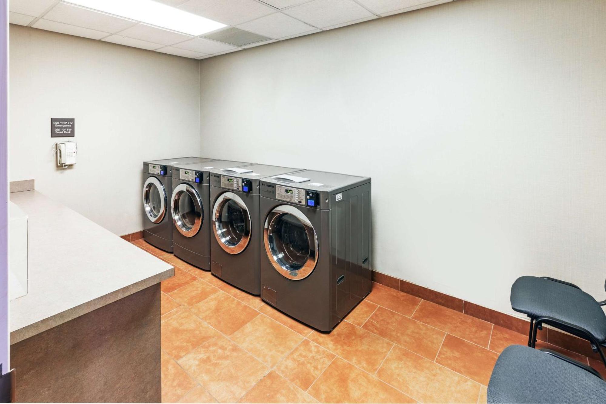 Hampton Inn Miami, Oklahoma Екстер'єр фото